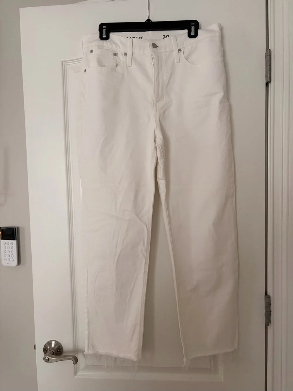 J.Crew Classic Straight Jeans in white size 30